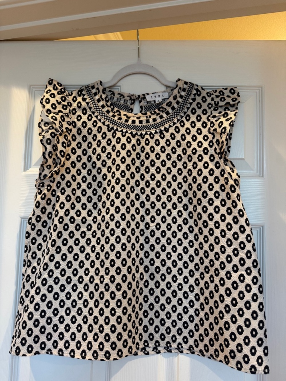THML Black & Cream Patterned Ruffle Sleeve Knit Top